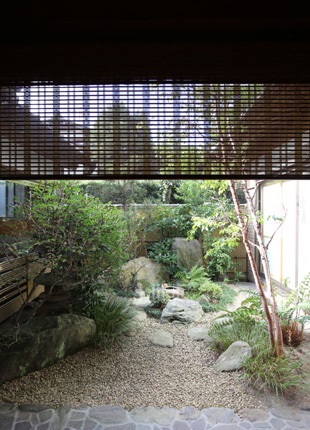 01－日本庭園を見ながら暮らす伝統的日本建築の家－福岡県福岡市早良区室見_2760-310.jpg